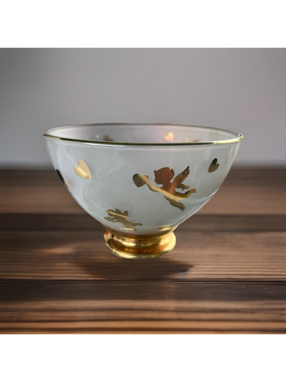 Vtg TELEFLORA Frosted Art Glass Bowl Cupid & Heart Pattern, Gold Gilding, Footed